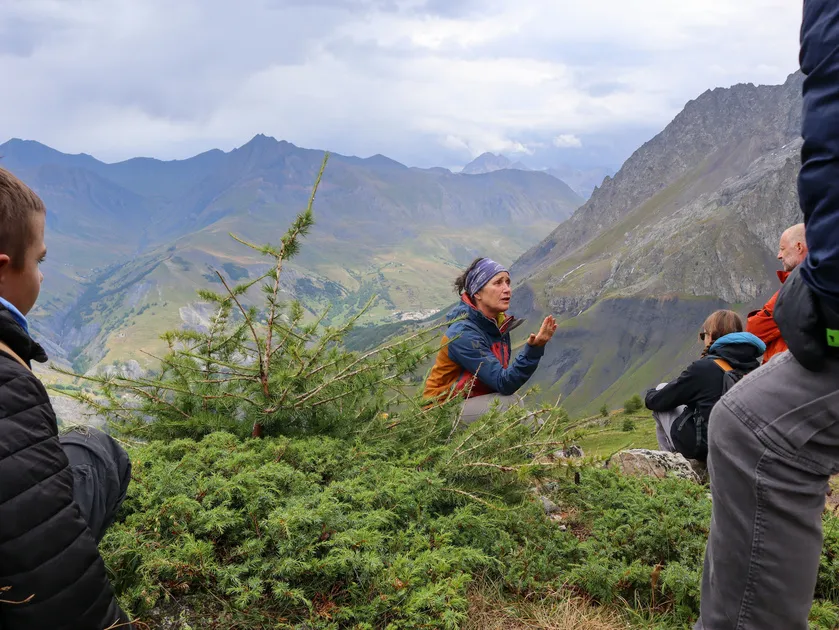 Anne Zanolin - randonnée, sécurité et sciences en montagne_La Grave - © S.Morattel