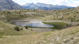LAC NOIR FONTS CERVIERES - © JP CHARDON