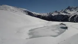 LAC SOUS COL BOUSSON - © JP CHARDON