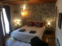 Guest House La Roche Méane - © @RocheMeane