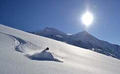 Skieur poudreuse - © ESF officiel