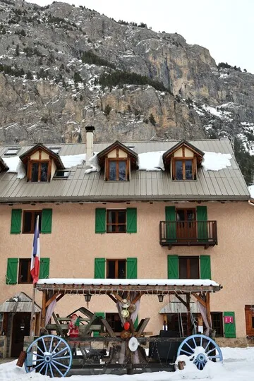 L'auberge la Cleida à Plampinet - © L.Chamerlat