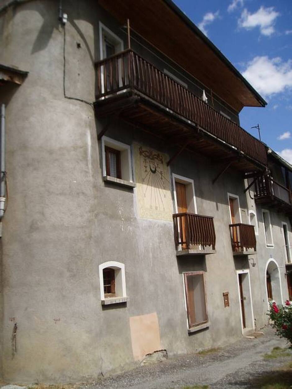 Belvoir sundial - © OTHV