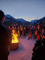 Balade à skis aux flambeaux