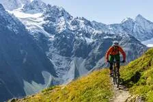 Grande traversée des Hautes-Alpes, les Chemins du Roy (Brianconnais) - © ADDET05 / rogier-van-rijn