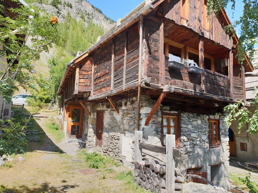 Vue location Edelweiss 3 Névache Ville Haute - © ©S.Liot