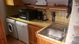 Coin cuisine RDC location Edelweiss 3 Névache Ville Haute - © ©S.Liot