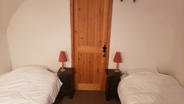 Chambre RDC location Edelweiss 3 Névache Ville Haute - © ©S.Liot