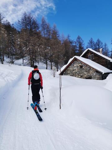 Sur la trace en ski de randonnée - © S.Morattel