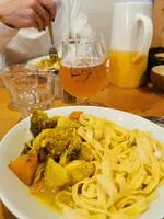 Repas au refuge de Buffère - © S.Morattel