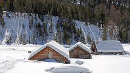 Chalets des Acles under the snow - © ©MDucroux