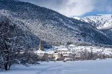 Point de vue panoramique sur le village de Val des prés - © Alpes Photographies