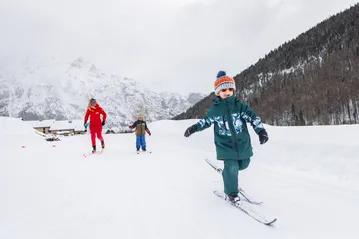 Ski de fond enfant avec l'ESF Névache - © T.Blais