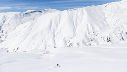 Ski touring downhill - © T.Blais
