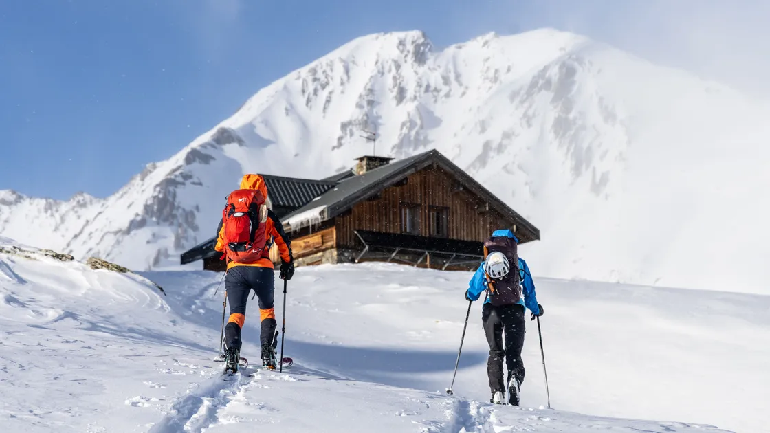 Ski touring to the Goléon refuge - © T.BLAIS