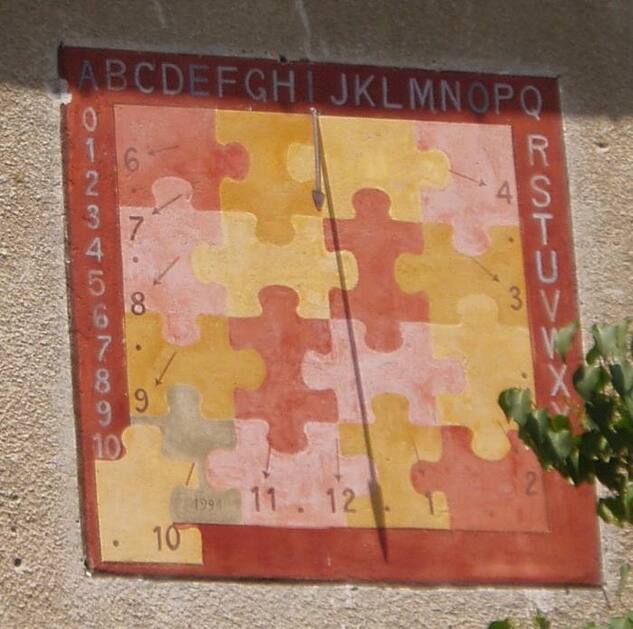 Sundial of the old school of Névachee- Upper City - © ©Michel Lalos