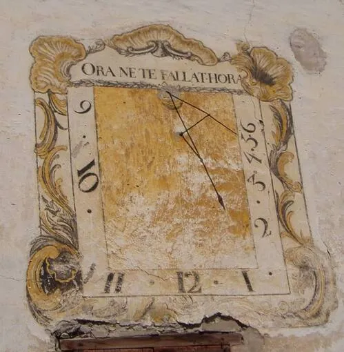 Cadran solaire Maison Bellet "Ora ne te fallat hora"