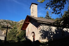The Chapel of Saint Lucy in the hamlet of Puy Chalvin - © L.Chamerlat
