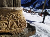 Saint Michel Church, old reused capital - © FGuffroy