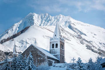 La Grave nella neve - © Thibault Poinas
