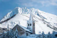 La Grave nella neve - © Thibault Poinas