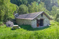 Le Moulin de Villar d'Arêne se trouve à quelques dizaines de mètres du lit de la Romanche - © Thibault Poinas