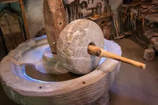Le moulin de Villar d'Arêne abrite également un moulin à sang - © Thibault Poinas