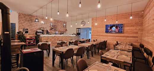 Intérieur de la cantine - © ©T. Bouchard