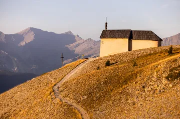 KM verticale da Notre Dame des Neiges attraverso gli oratori_Puy-Saint-Pierre - © T.Blais