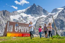 Jeux 2400 - Cable car - Alps Photographs - © Alpes Photographies