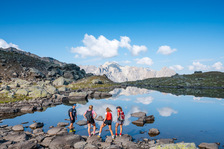 Lac long et rond des Muandes - © Alpes photographies
