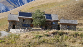 View of the refuge du pic du mas de La Grave - © Refuge du pic du mas de La Grave