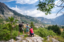 Nevache family - © Alpes photographies