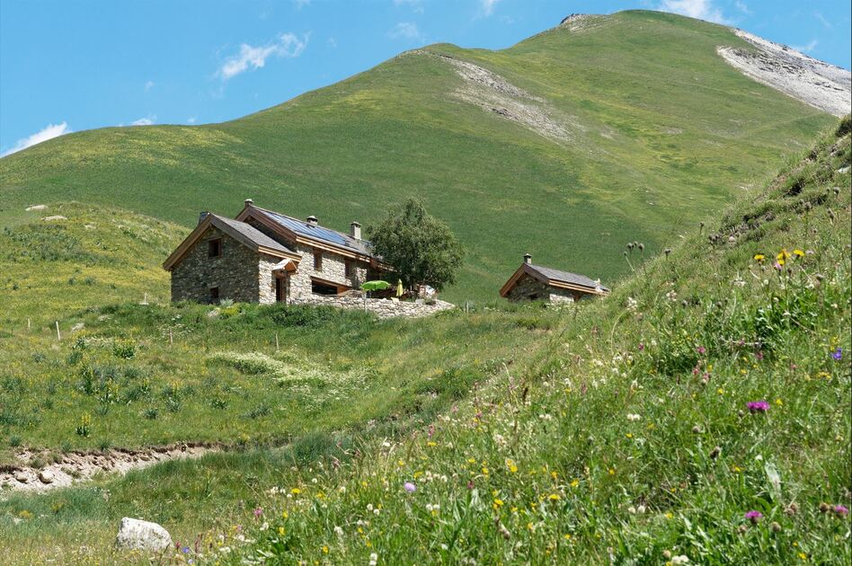 Le refuge du Pic du Mas de la Grave - © M. Ducroux