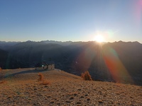 Lever de soleil à Notre Dame des Neiges - © Laury Chamerlat