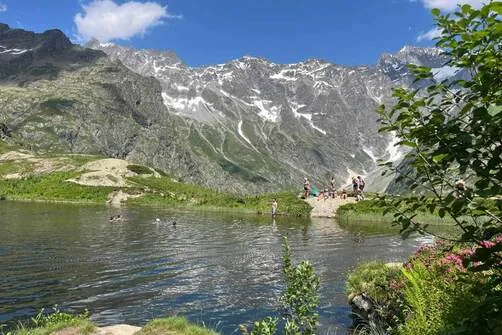 Conférence : une (sur)fréquentation estivale en montagne ?