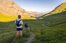 Hiking at Grand Glaiza - © Thibaut Blais