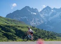 Cyclisme col du Lautaret - © T.Blais