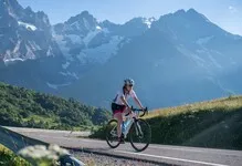 Cyclisme col du Lautaret - © T.Blais