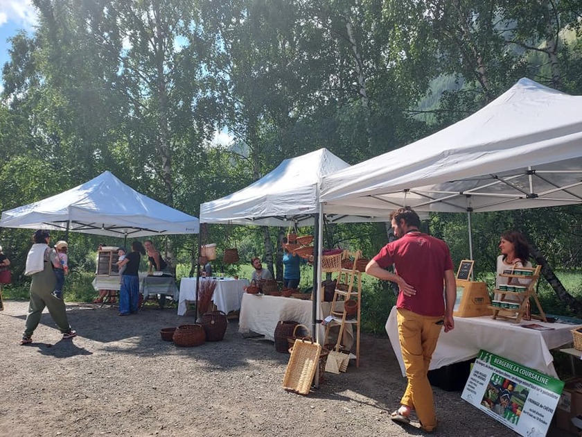 Marché du dimanche au jardin du Moulin - © E.Lefebvre