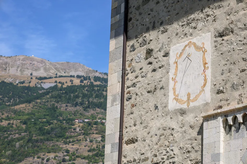 Cadran solaire à Villard-Saint-Pancrace - © Laury CHAMERLAT
