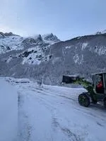 Garage Renault PIC - La Grave - © @Myl.Snt.Gmz