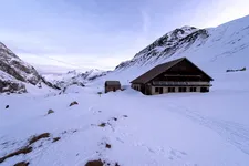 Alpe de Villar d'Arène Mountain hut (FFCAM) - © BONNEAU T
