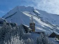 Clocher sous la neige - © ©pouletmarie