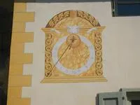 Cadran solaire de la Mairie - © Service Tourisme de Val-des-Prés