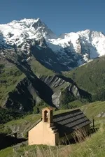 La Meije et chapelle des Hières - © © J. Selberg