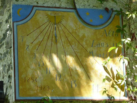 Sundial - Le Lauzin