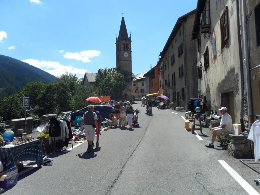 Vide grenier de La Vachette - © STVDP