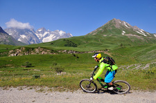 Descent from the Col du Galibier - © beallet.com