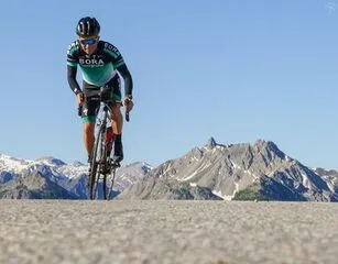 From Col du Lautaret to Col de l'Izoard - © F. Dupuis